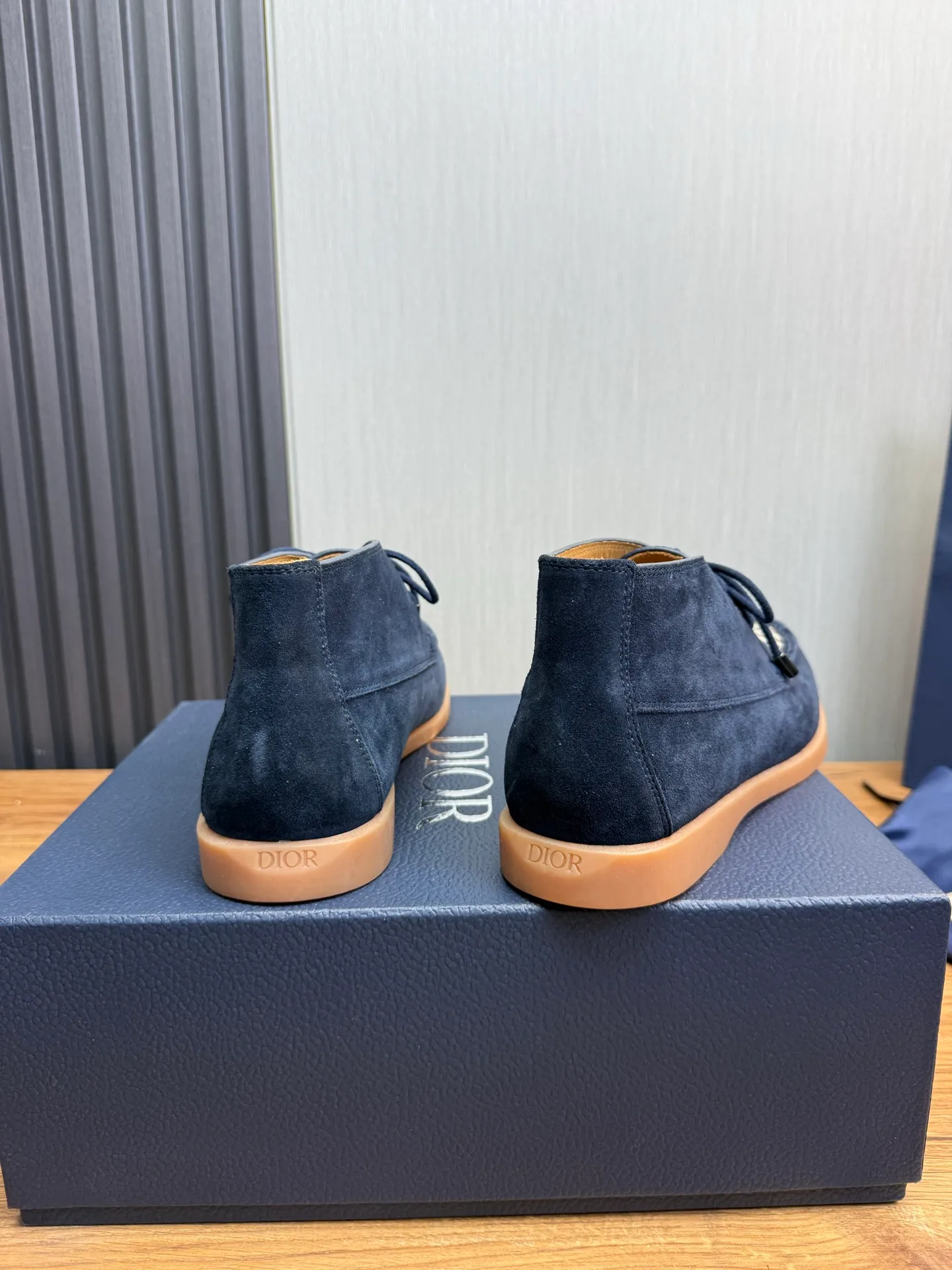Factory price 620💰 [Dior] Men’s official website na hot sale🔥Imported cowhide + cowhide lining. Original rubber wear-resistant outsole. High quality shipment ⬆️Code number 38-44, (45 customized)